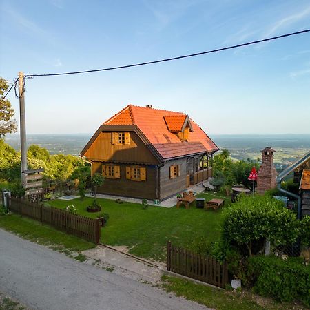Villa Kuca Za Odmor Poljanica Okicka Jastrebarsko Esterno foto