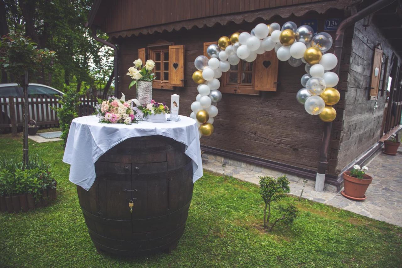 Villa Kuca Za Odmor Poljanica Okicka Jastrebarsko Esterno foto