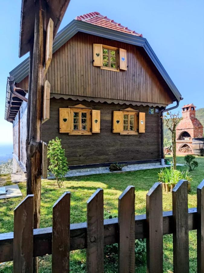 Villa Kuca Za Odmor Poljanica Okicka Jastrebarsko Esterno foto